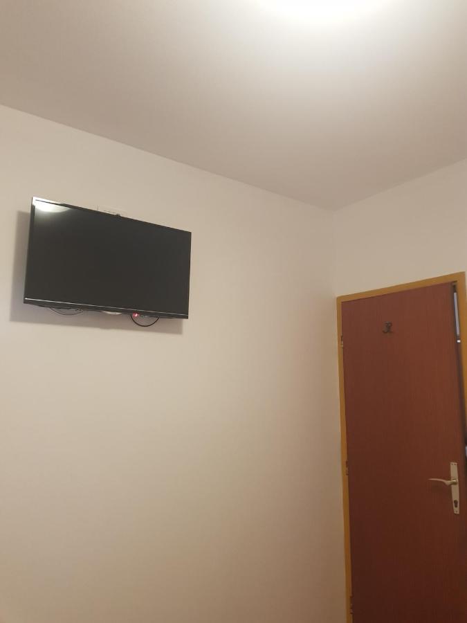 Petrovac Sobe I Apartmani Marovic מראה חיצוני תמונה