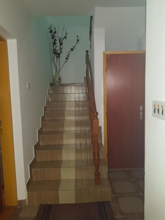 Petrovac Sobe I Apartmani Marovic מראה חיצוני תמונה