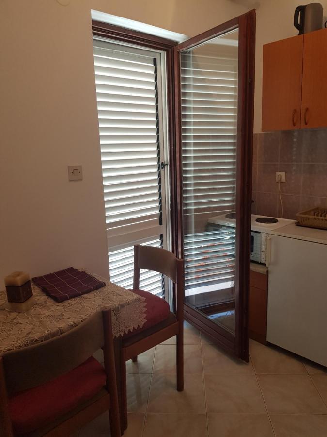 Petrovac Sobe I Apartmani Marovic מראה חיצוני תמונה