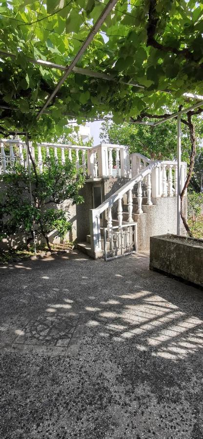 Petrovac Sobe I Apartmani Marovic מראה חיצוני תמונה